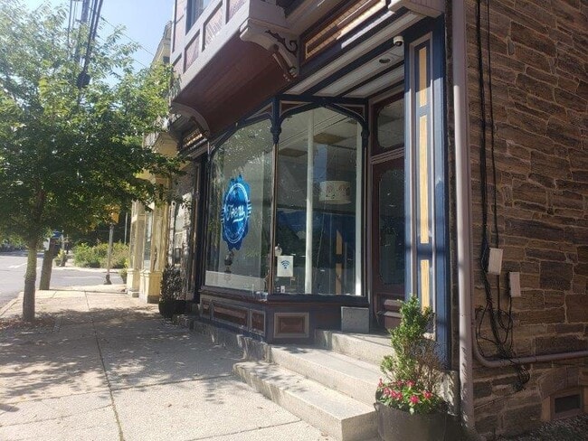 Building Photo - 105 Bethlehem Pike Unit 2F