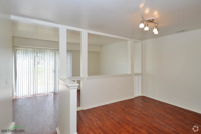 Dining Room - Twelve Trees Apartments & Townhomes