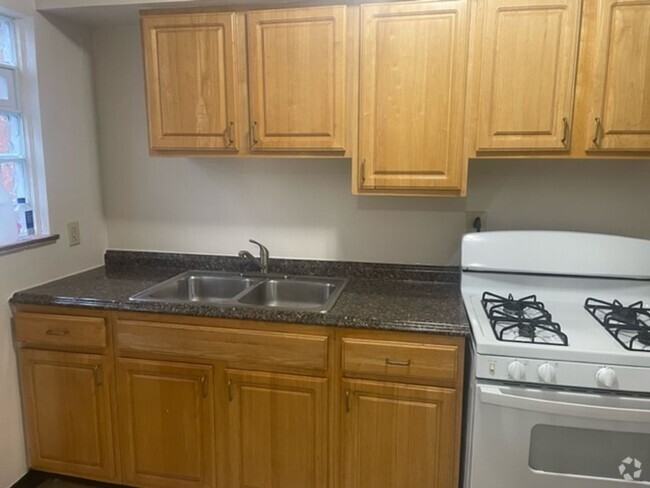 Building Photo - 3288-3294 DALE AVE Unit 3292 Dale Ave Rental