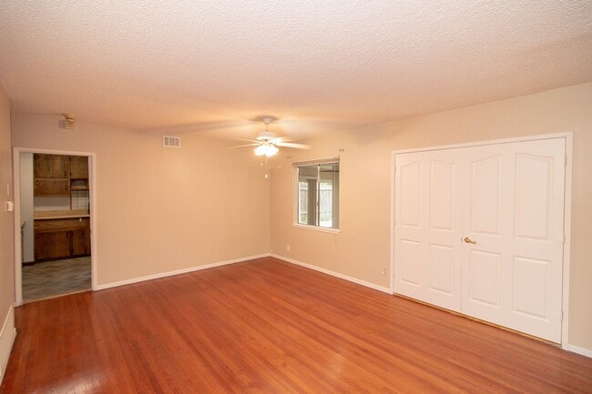 Photo - Expansive Four-Bedroom In Highly Desirable City Of Redlands!