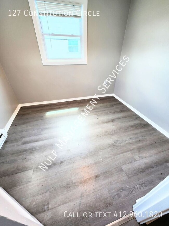 127 Constitution Cir