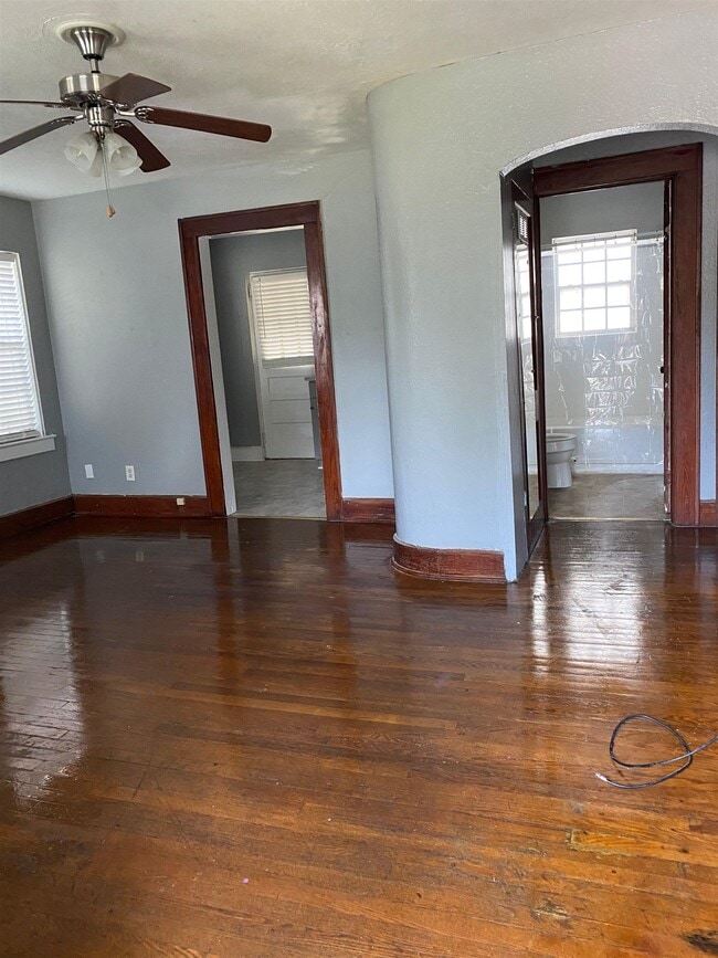 Photo - 1125 Alachua Ave