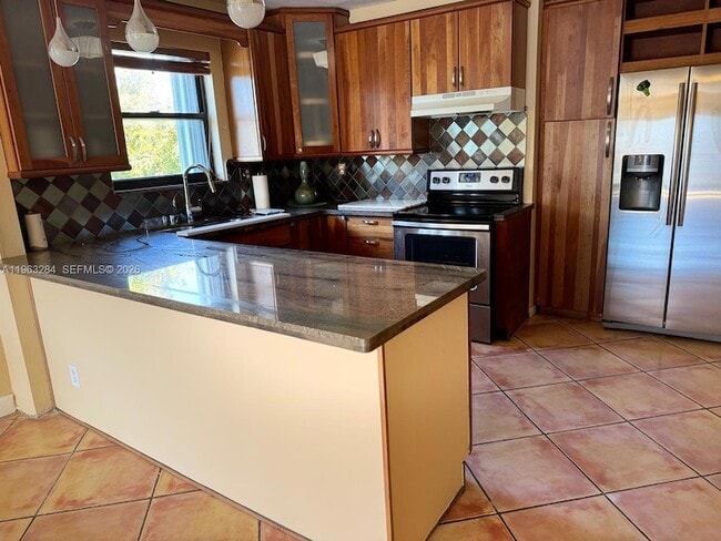 Photo - 1900 Diana Dr Unit 3C