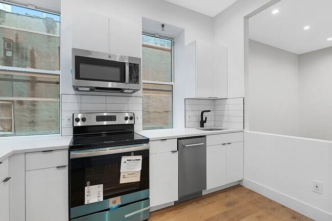 Photo - 155 Rivington St Unit 6