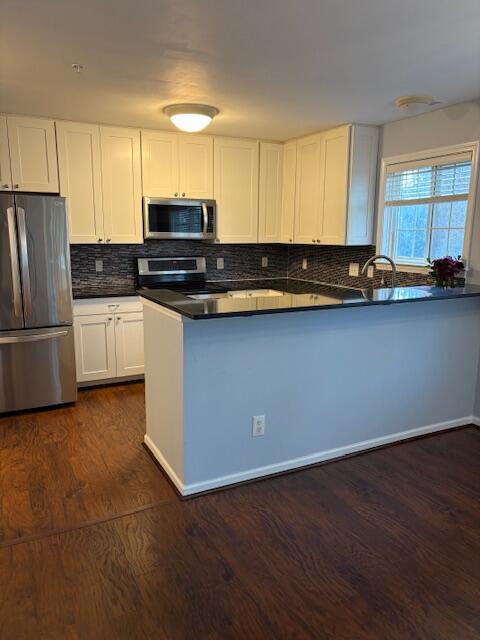 Photo - 3020 Barclay Way