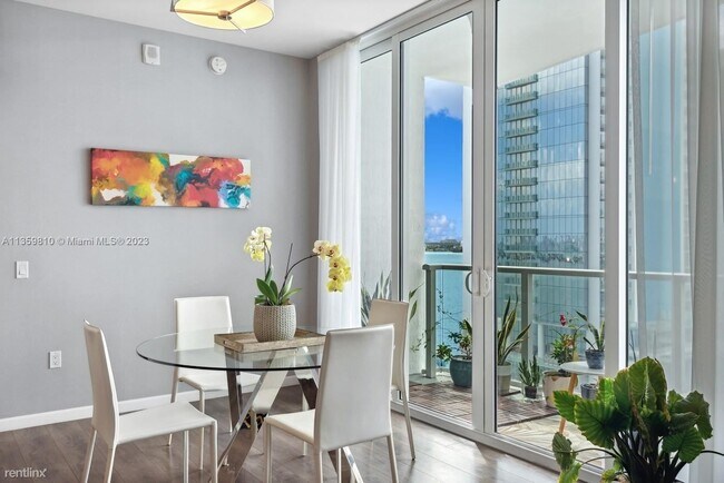 Photo - 1 br, 1 bath Condo - 601 NE 27th St Beauti...