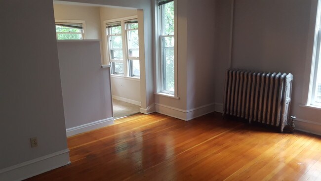 Photo - 400 6th St SE Unidad 2