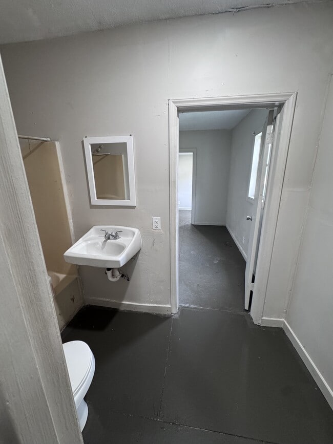 Photo - 632 Taggart Ave