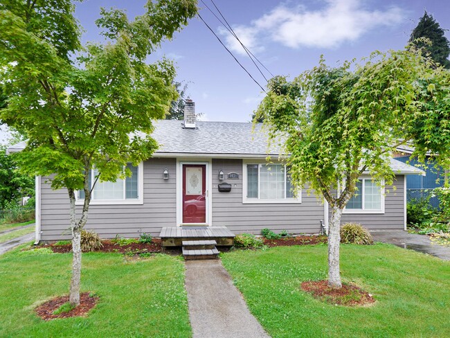 Building Photo - 8431 S 117th St