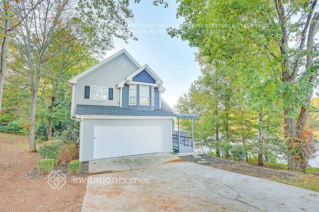 Photo - 695 Shore Pl