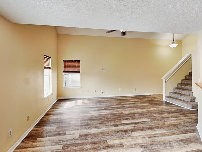 Photo - 385 Kimbrough Dr