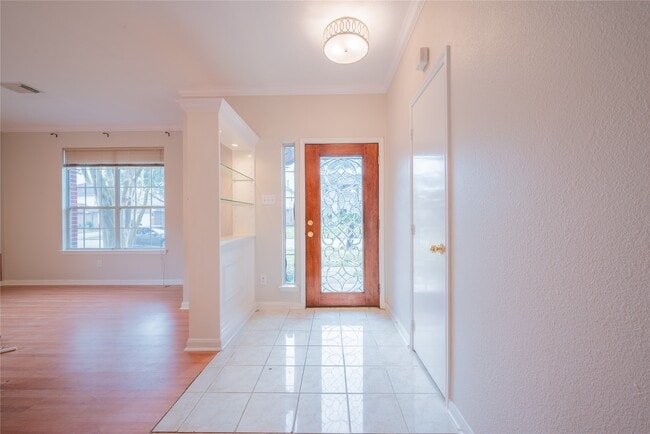 Photo - 9414 Lerin Ln