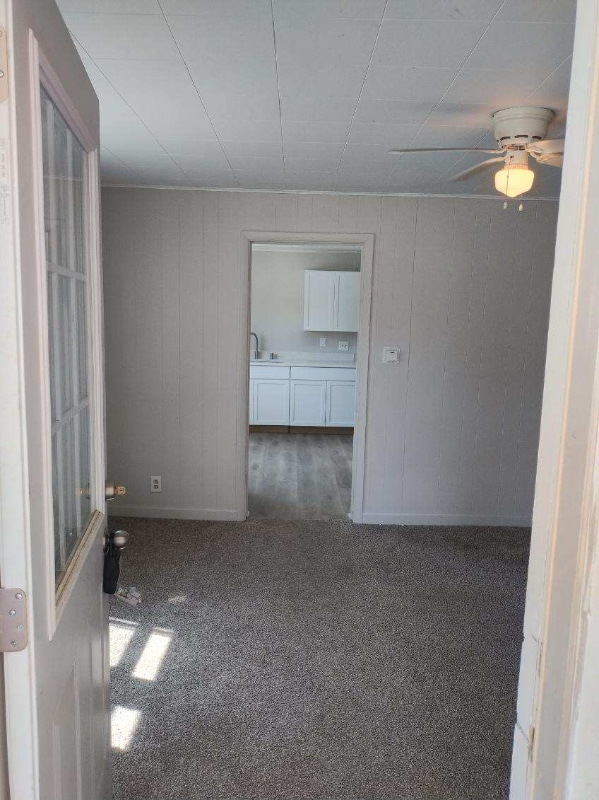 Photo - 422 S Oak St