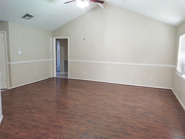 Photo - 2515 Heritage Colony Dr