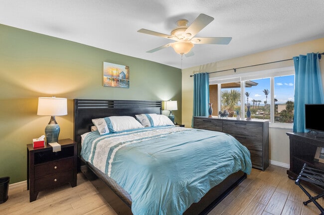 Building Photo - 2400 S Ocean Dr Unit 734