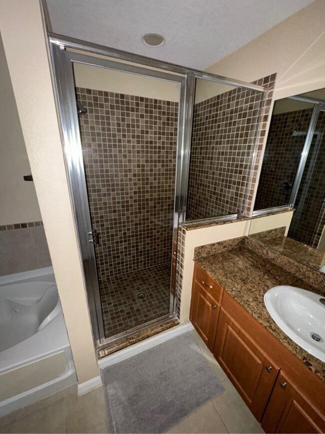 Photo - 7395 Universal Blvd Unit Luxury 1-Bedroom Apartmen