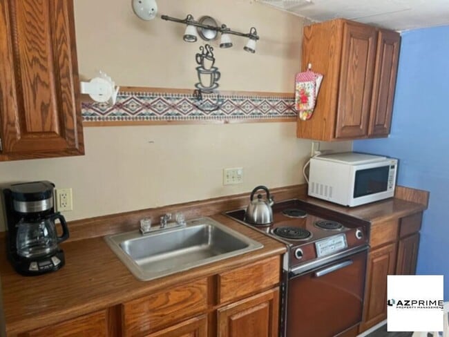 Photo - 376 Cedar St