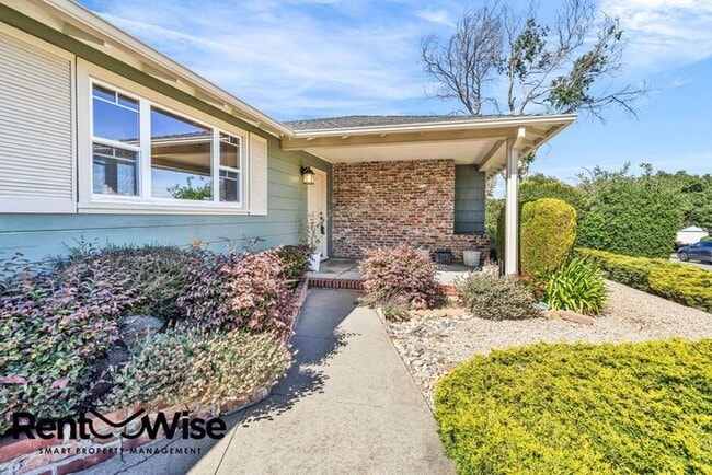 Photo - 612 Barneson Ave