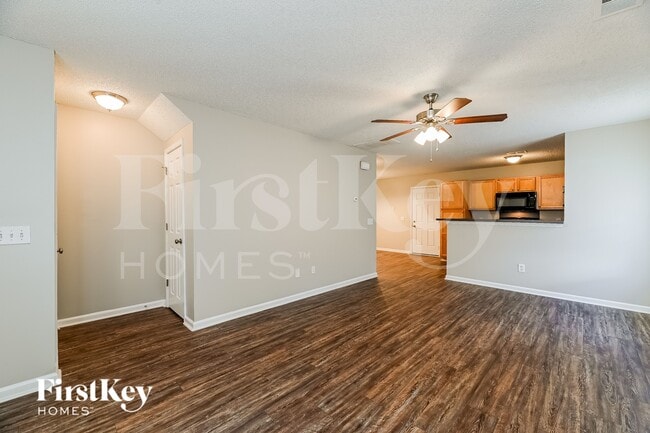 Photo - 1020 Golden Aspen Dr
