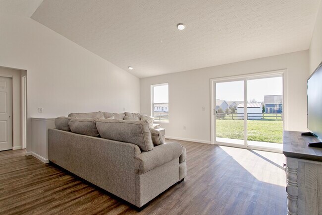 Photo - 159 Zachary Dr