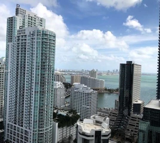 Building Photo - 1050 Brickell Ave Unit 3102 Rental