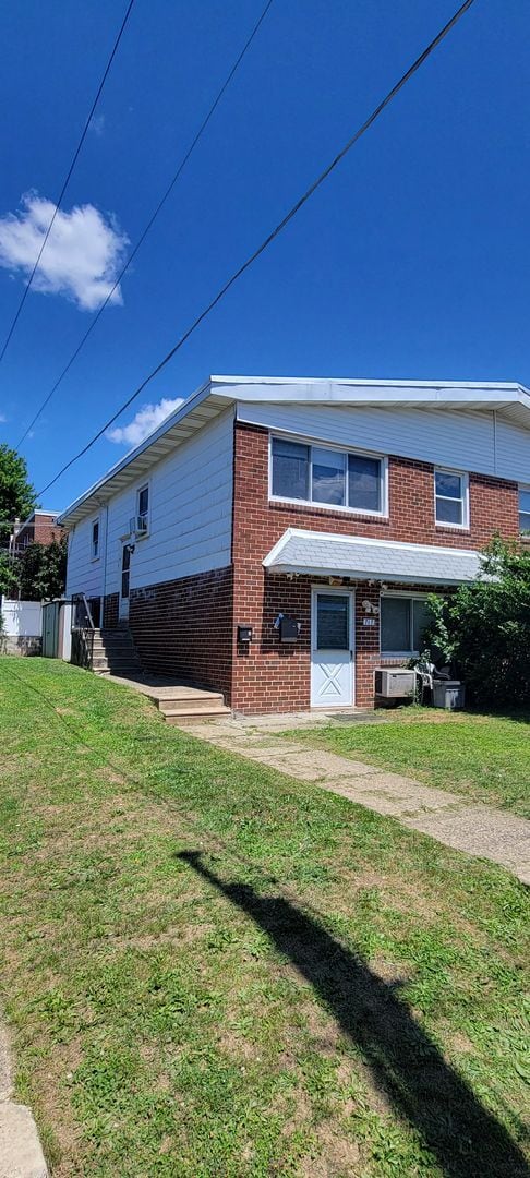 Building Photo - Gorgeous 2BR Unit in Far Northeast of Philadelphia.