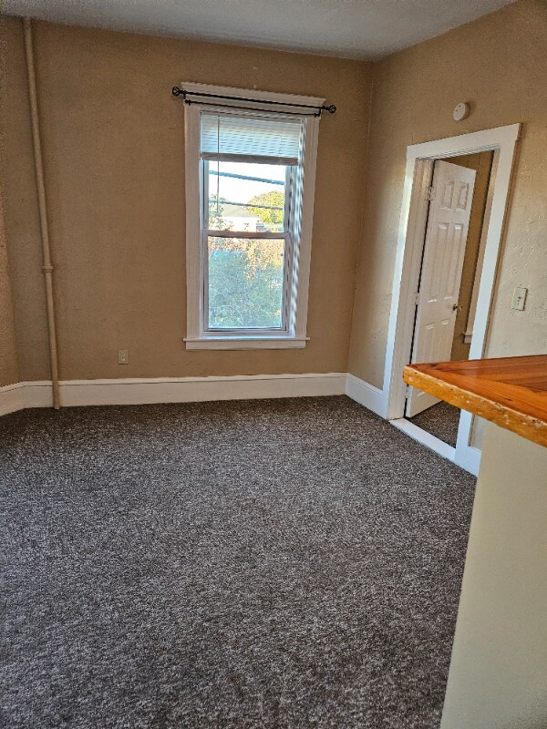 299 Main St Unit 3B