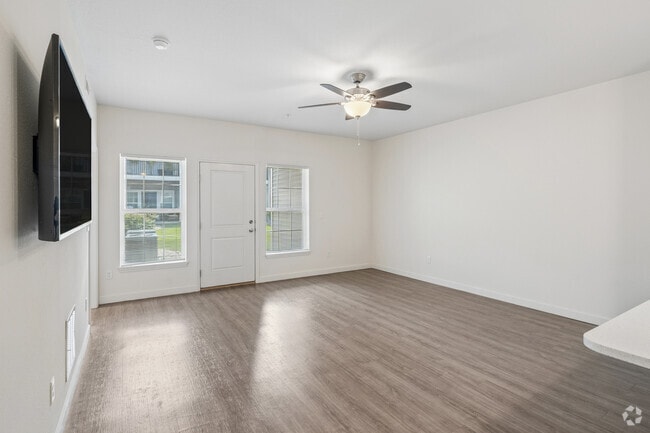 2BR, 2BA - 1,098SF - Living Room - The Courtyards @ Prairie Fields