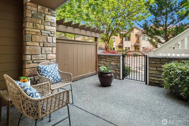 Photo - 109 Shy Bear Way NW