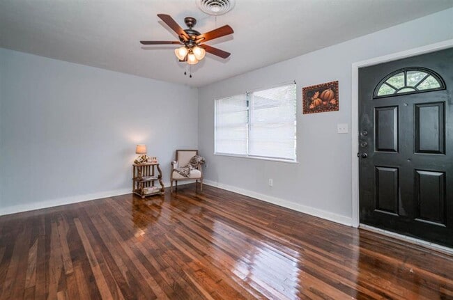 Photo - 3/1.5 Home in Central Longview
