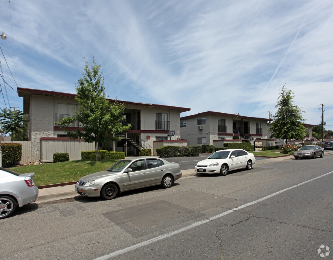 Olive Court Apartments - Olive Court Apartments