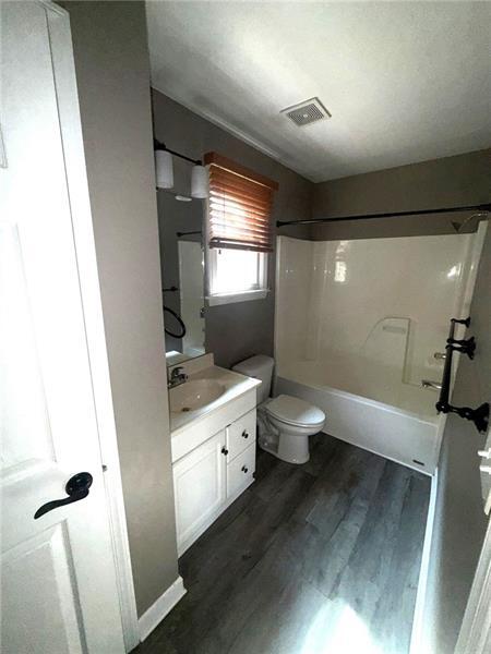 Photo - 108 Valley Brook Rd