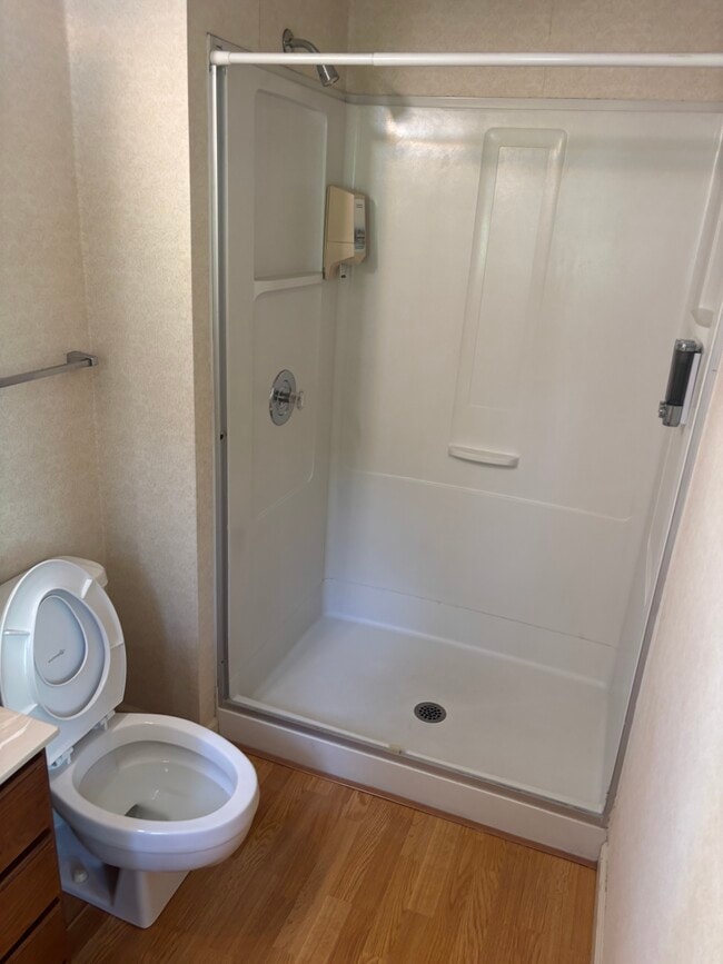 Photo - 704 White Tail Way