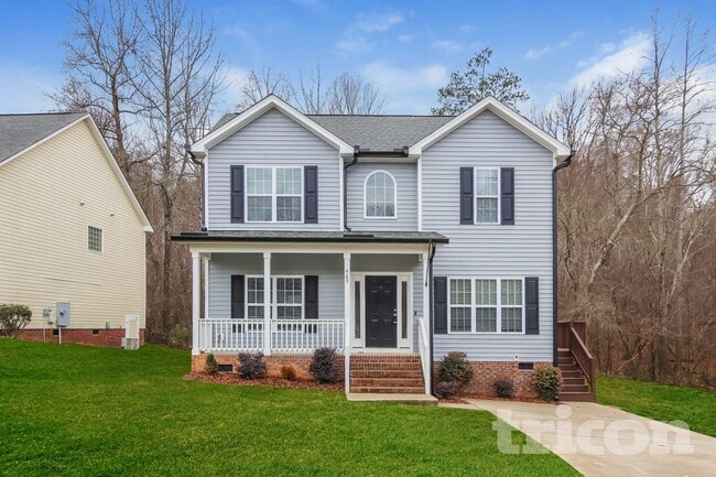 Photo - 465 Hunter Way