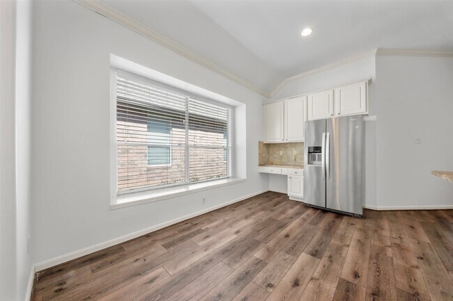 Photo - 23910 River Pl Dr