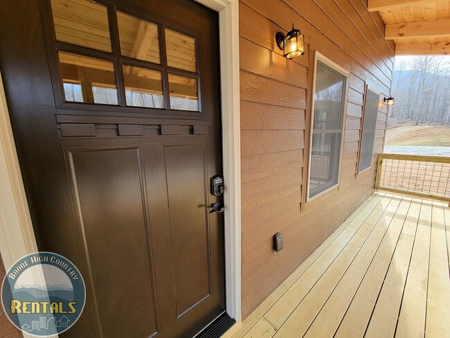 Photo - Beautiful 1bd Cabin In Trade, Tennessee