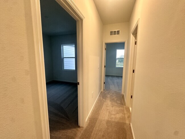 Photo - 2423 Bevel Ln