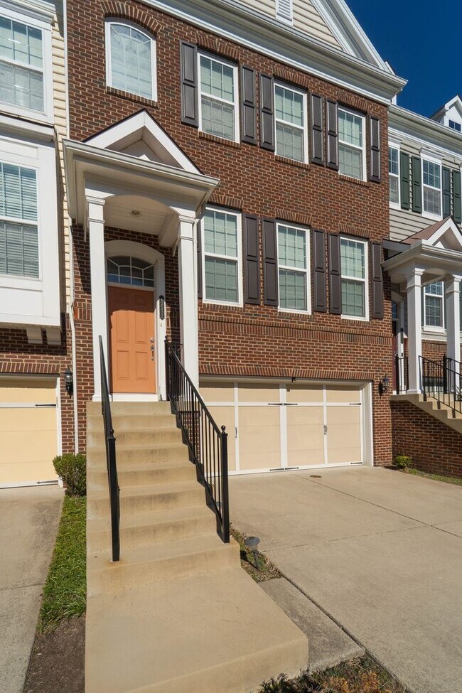 Photo - Gorgeous 3 Level Townhome