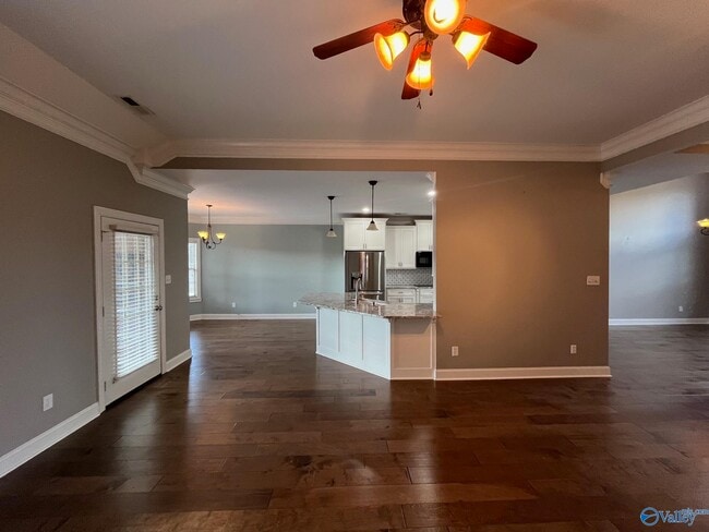 Photo - 1907 Weatherly Cir SW