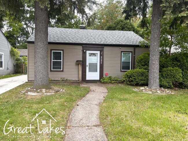 Cozy 2 Bedroom 1 Bathroom now available fo... - Cozy 2 Bedroom 1 Bathroom now available fo... House