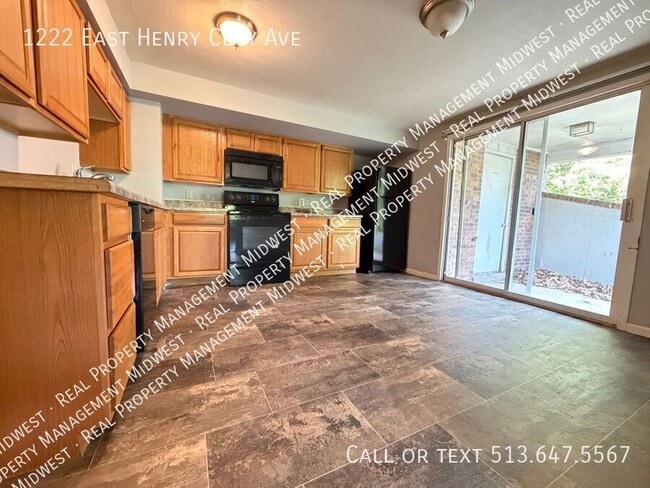 Photo - 1222 E Henry Clay Ave