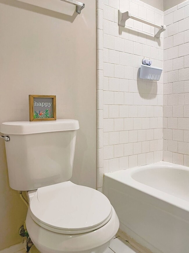 Photo - 4035 Lotus Dr