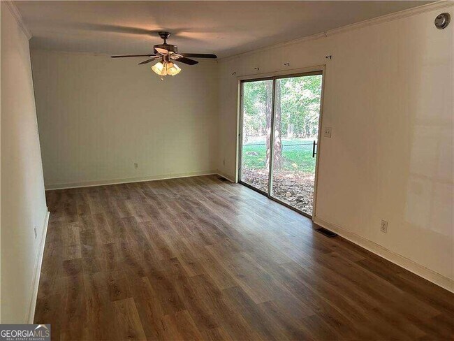 Photo - 150 Sherwood Dr