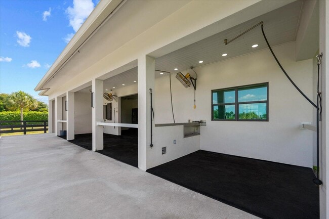 Photo - 15450 Estancia Ln