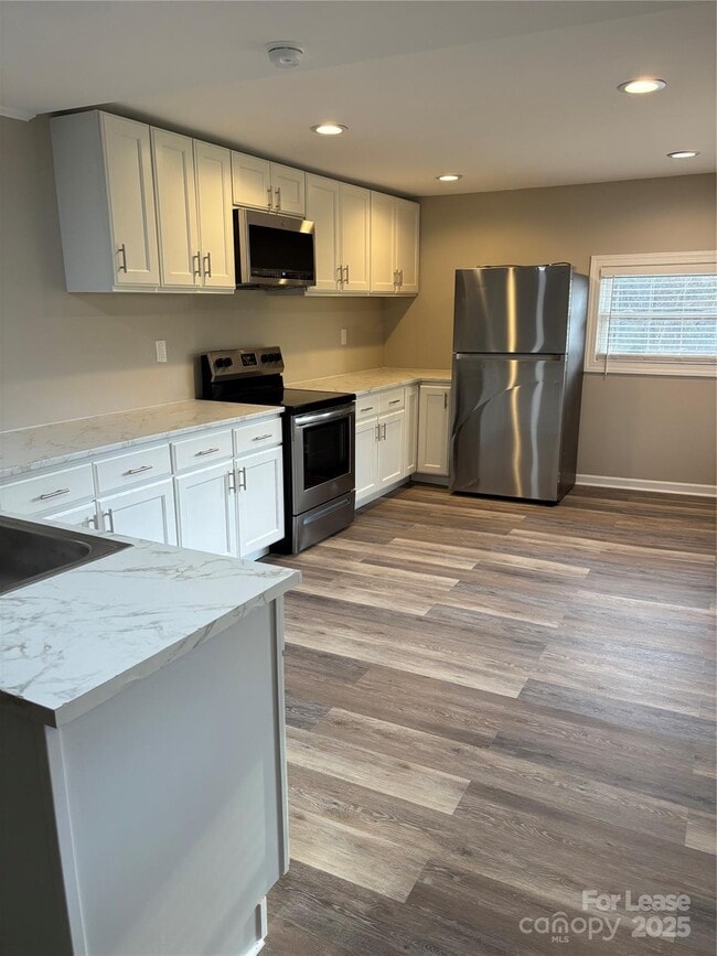 Photo - 242 John C Rd