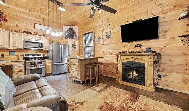 Photo - Old Mountain Road 3568-3570 Unit 1