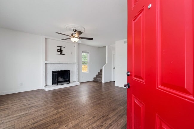 Photo - Stylish Dobson Glen Townhome | Updated Kitchen, Loft & Pool Access