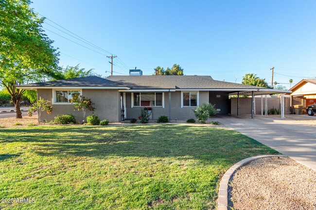 Photo - 1422 W Orange Dr