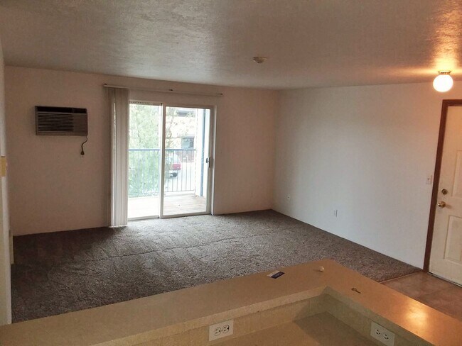 Photo - Cyprus Pointe Apartments