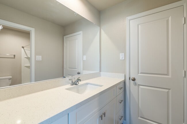 Photo - 231 Park Place Cir